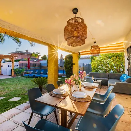 Typical House Chapas Playa With Heated Pool Marbella