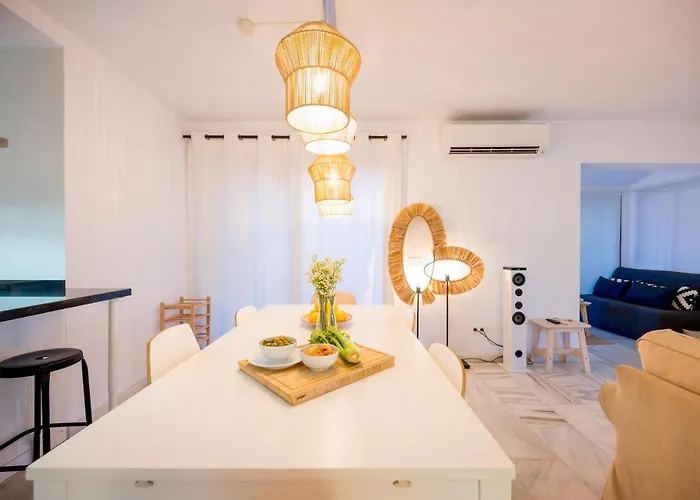 Typical House Chapas Playa With Heated Pool Marbella