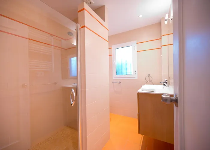 Typical House Chapas Playa With Heated Pool * Marbella